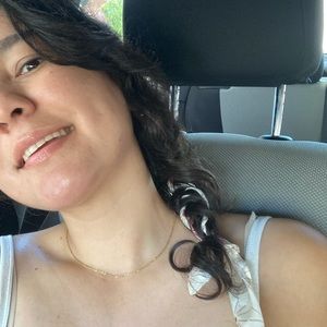 Meet your Posher, Daniela